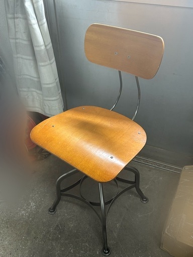 ノーザンオハイオインダストリアル トレド スウィベル サイドチェア