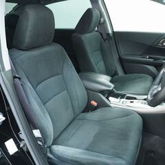 ホンダ　アコード　ハイブリッド 　ＬＸ　入庫✨の画像