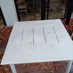 ガーデンテーブルセットBの画像