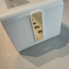 ニトリ ケーブルボックス  ホワイト の画像