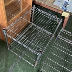 スチールラック１個¥500、在庫1個のみの画像