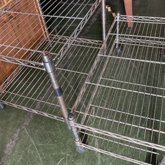 スチールラック１個¥500、在庫1個のみの画像