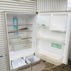 🧊【日立 冷蔵庫 R-S42ZM（2010年製）415L】の画像