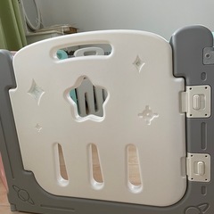ベビーサークルの画像