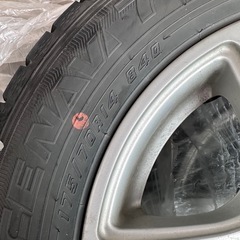 スタッドレスタイヤ ホイール付き 4本の画像