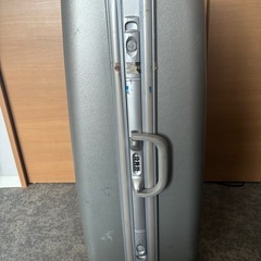 旅行用キャリーケースの画像