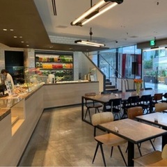 カフェテーブル　70×60の画像