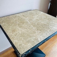 カフェテーブル　70×60の画像