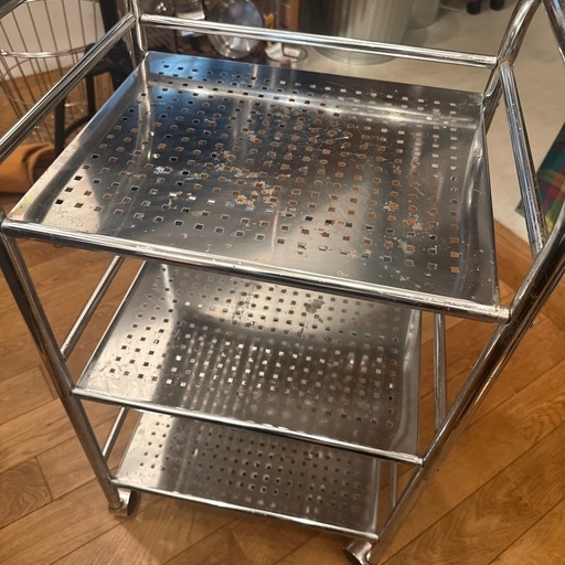 中古品　ラック ラック(高さ75.5cm,横41cm,奥行32cm) (Takkani03) 本郷三丁目の収納