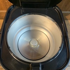 アイリスオーヤマ　マイコンジャー炊飯器　RC-ME30-B 2021年3合炊の画像