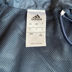 adidas  ジャンパーの画像