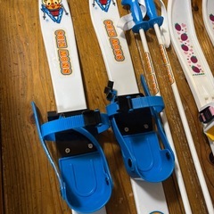 幼児用スキーセット2人分　の画像