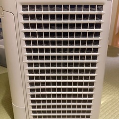 シャープ 加湿空気清浄機 の画像