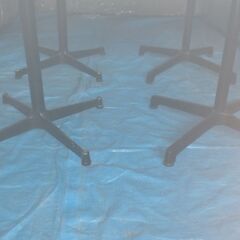 モロッコスタイルのテーブル4台セットです。の画像