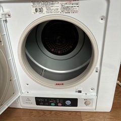 【2021年製】HITACHI 衣類乾燥機　5キロの画像