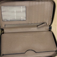 マイケルコース　本革財布の画像