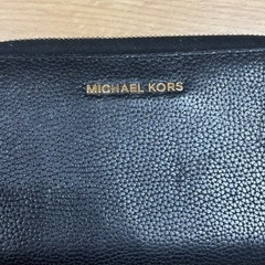 マイケルコース　本革財布の画像