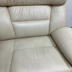 カリモク　ソファー、オットマンの画像