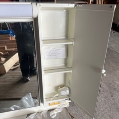 大きな鏡の画像