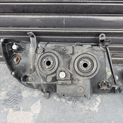 ランドクルーザー 100 後期型 USヘッドライトの画像