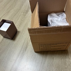 机を5センチ上げるものの画像