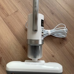 アイリスオーヤマ 布団クリーナー ハイパワーモデル ダニ対策 ワイドヘッド たたき 約14,000回/分 IC-FAC4の画像