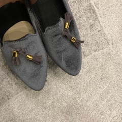 クロッシー🔴角度によって見え方がかわるシューズ23.5の画像