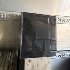 FRP製 黒い収納ボックス トラック 工具箱の画像