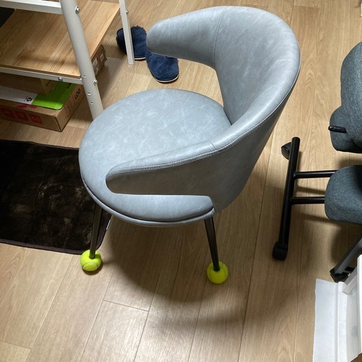 ダイニングチェア　オートリターン