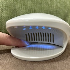 ニトリ ジェルネイル UV乾燥機　電池式の画像