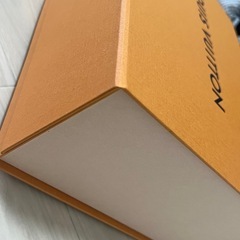 ルイヴィトン　空き箱と袋の画像