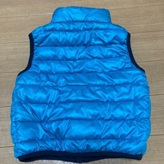 新品未使用　ダウンベスト　サイズ110の画像