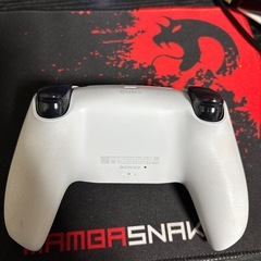 プレステ5 ワイヤレスコントローラーの画像