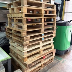 早い者勝ち！木製パレット合計16枚　1枚からの画像