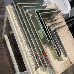 L字アングルの画像