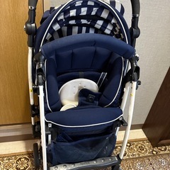 アップリカベビーカー　ラクーナビッテの画像
