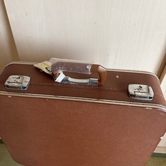 和装着物バッグ トランク(鍵付き) 昭和レトロ オブジェの画像