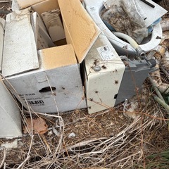 トイレ　便器　LIXIL 壁付手洗器の画像