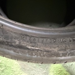 無料　245/40RF21 ランフラット　タイヤの画像