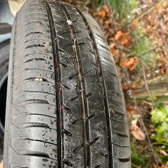 145/80R13 中古タイヤ の画像