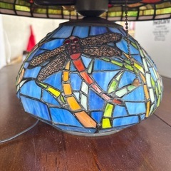 無料　美品　ステンドグラス　置き型照明　スタンドライトの画像