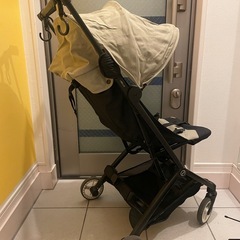 飛行機内持ち込めるベビーカーcybexの画像