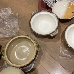 冬には鍋　未使用品１つ300円土鍋　の画像