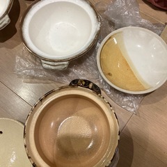 冬には鍋　未使用品１つ300円土鍋　の画像