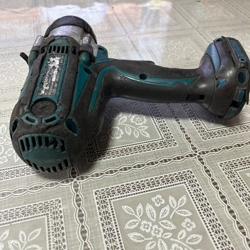 マキタ18vインパクトレンチTW 450Ｄ