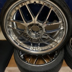 ホイール19インチ
の画像