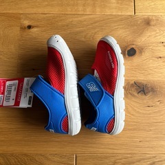 ニューバランス　スポーツサンダル　16.5センチ 新品　箱あり、タグ付きの画像