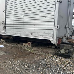 事務所や倉庫に！中古コンテナの画像