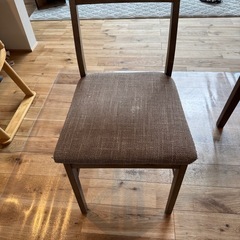 【受付終了済】ダイニングテーブル、チェアの画像