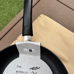 新品未使用　CAINZ 焦げ付きにくいフライパン 26cmの画像